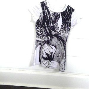 Lululemon Black and White tee Size XS